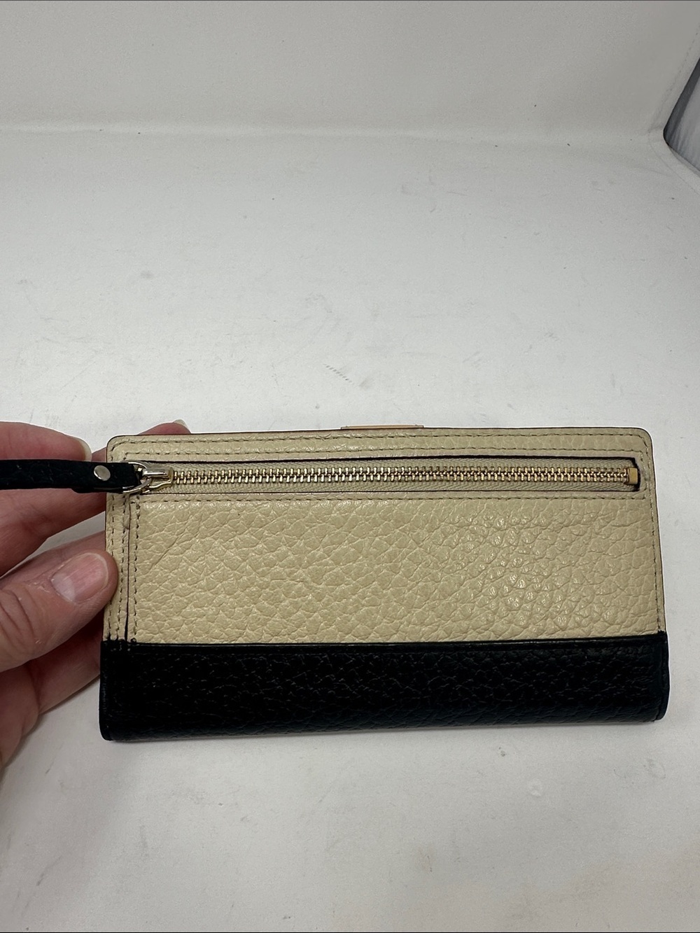Kate Spade wallet - Picture 2 of 6